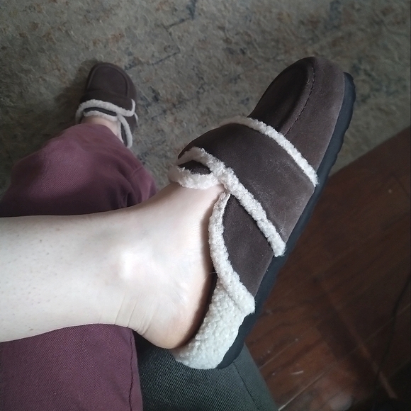 Comfort Clogs - Picture 2 of 7